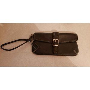 xx..Black Leather Coach clutch or wristlet bag or wallet 7x3 new condition snap